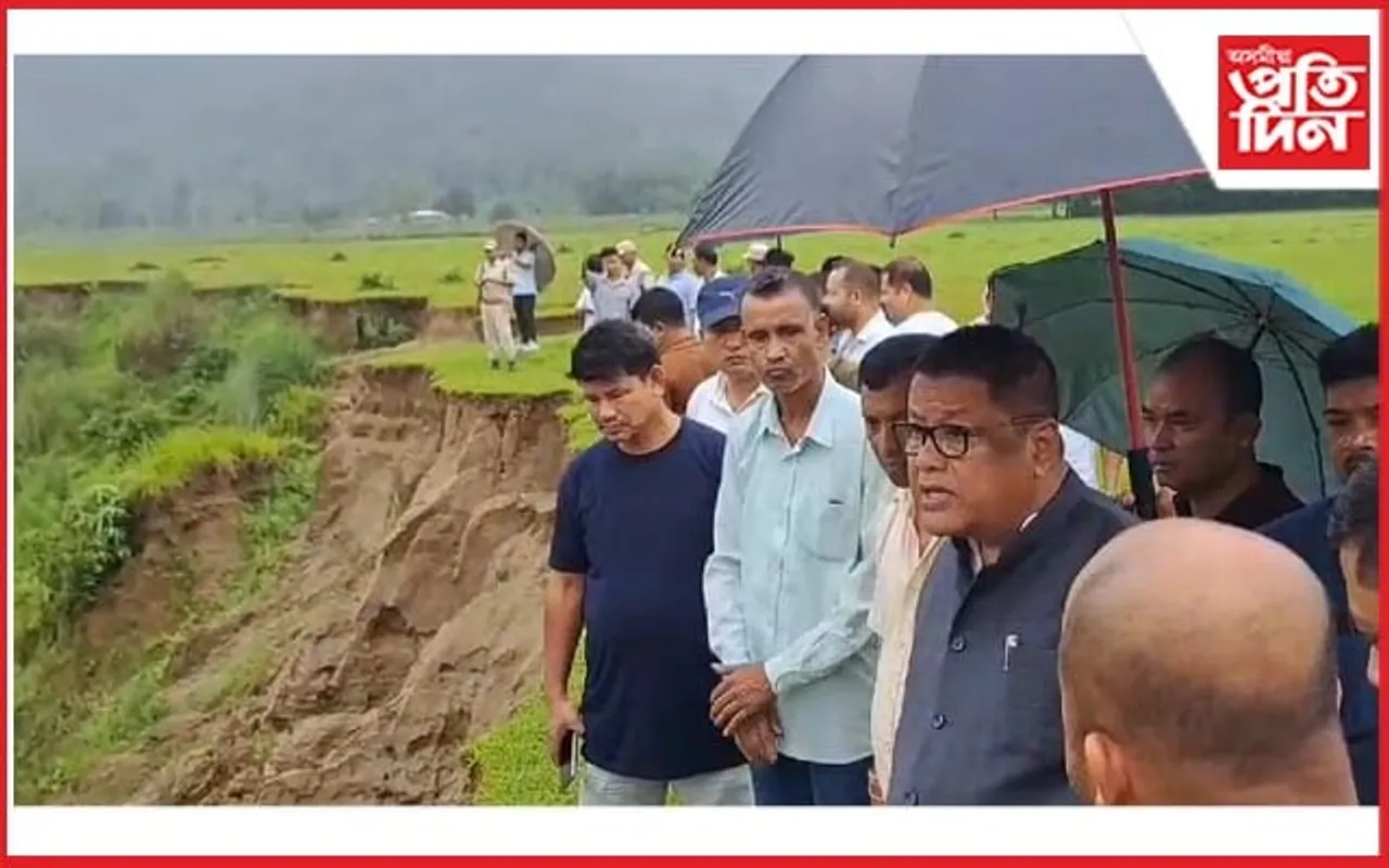 শিক্ষা মন্ত্ৰী ডাঃ ৰণোজ পেগুৰ ধেমাজি খহনীয়া অঞ্চল পৰিদৰ্শন...